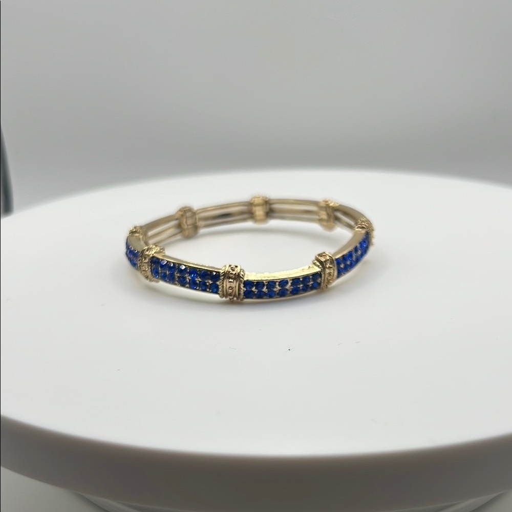 1324. Cara New York Elegant‎ Blue Crystal and Gold Stretch Bracelet